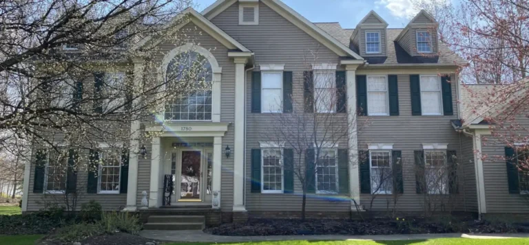 Vinyl siding by Crocker Home Painting